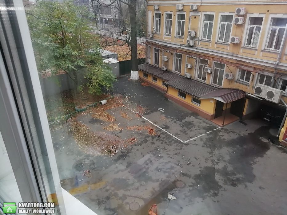 Rent out 2-room apartment. Киев,  Московская — photo 4