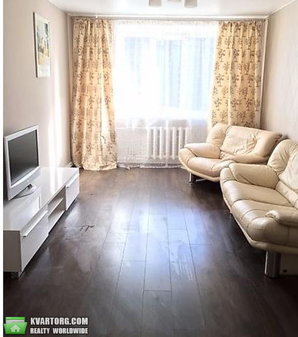 Rent out 2-room apartment. Киев,  Драгомирова — photo 1