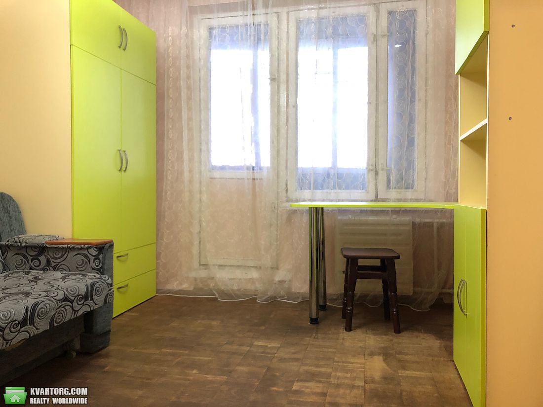 Rent out 2-room apartment. Киев, Жмаченко — photo 4