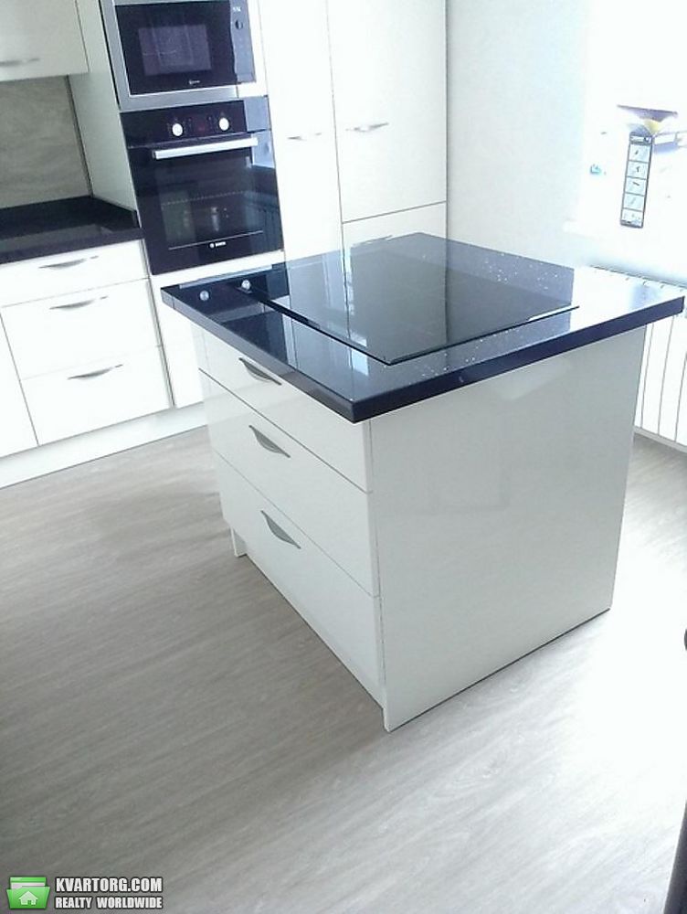 Rent out 2-room apartment. Киев,  Лютеранская — photo 8