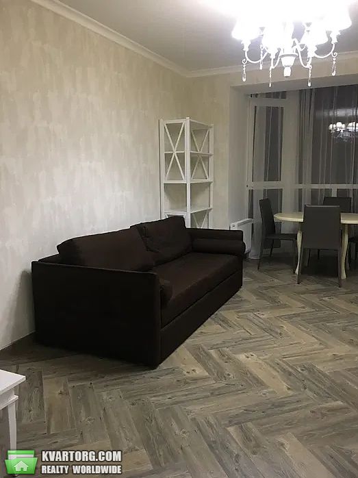 Rent out 2-room apartment. Киев,  Герцена — photo 1