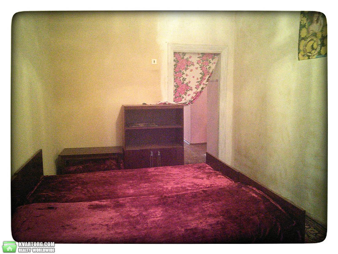 Sell 2-room apartment. Киев,  Метростроевская — photo 4