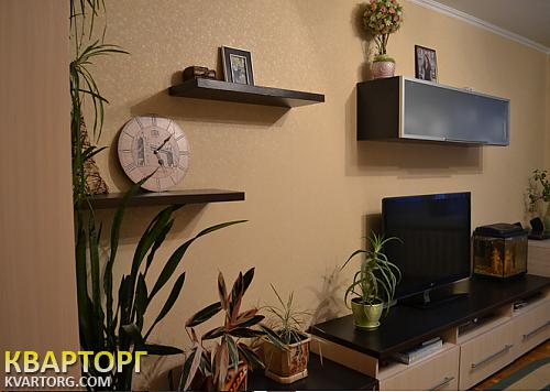 Sell 2-room apartment. Киев, Урловская — photo 2