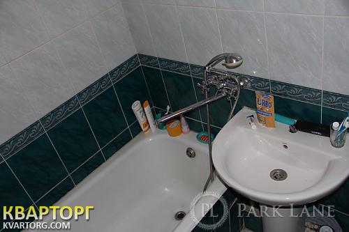 Sell 4-room apartment. Киев,  Срибнокильская — photo 8