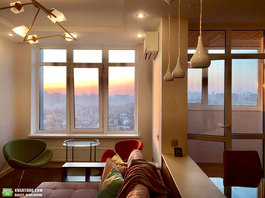Rent out 2-room apartment. Киев, Бендукидзе — photo 1