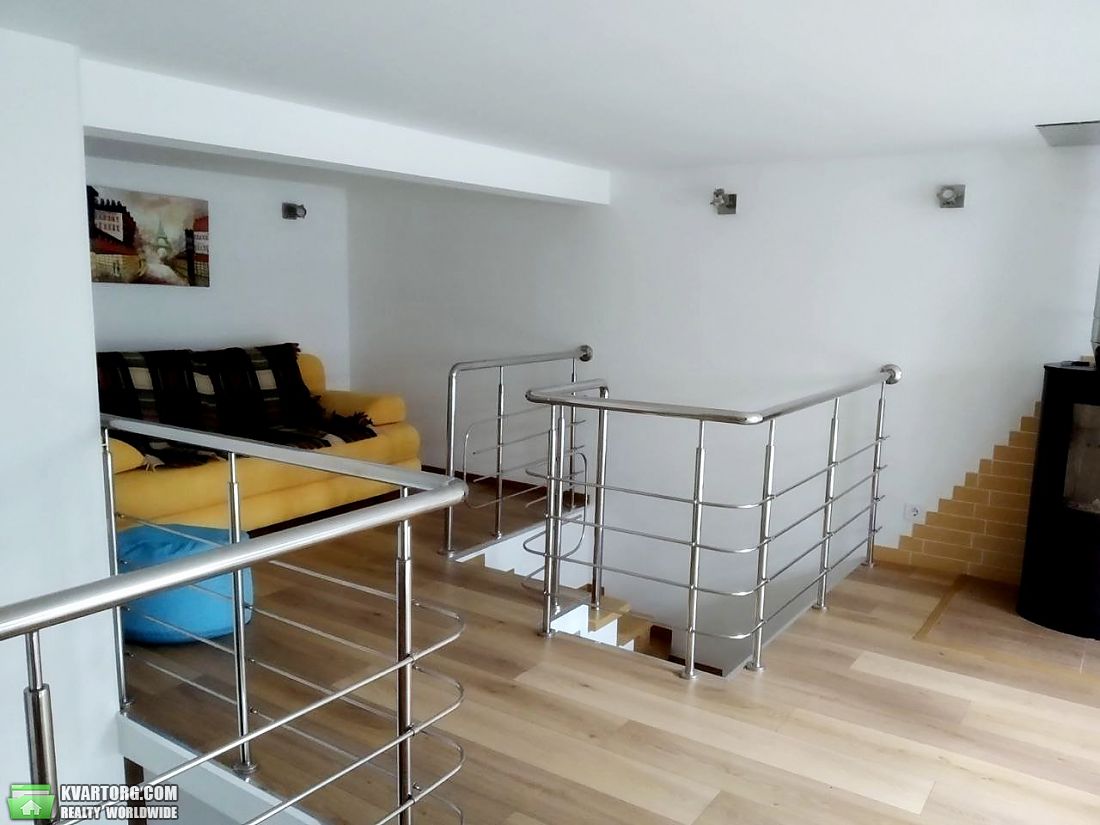 Rent out 3-room apartment. Киевская обл., Соборная — photo 2