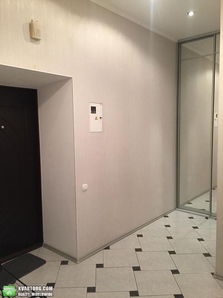Rent out 2-room apartment. Киев, Андреевска — photo 5