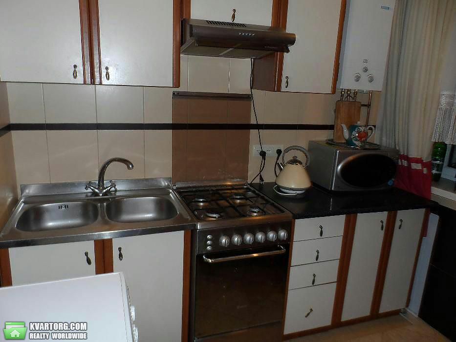 Rent out 2-room apartment. Киев,  Константиновская — photo 5