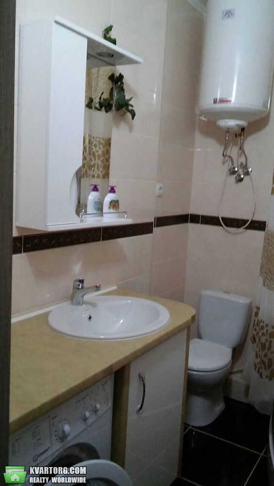 Rent out 1-room apartment. Киев,  Ракетная — photo 6