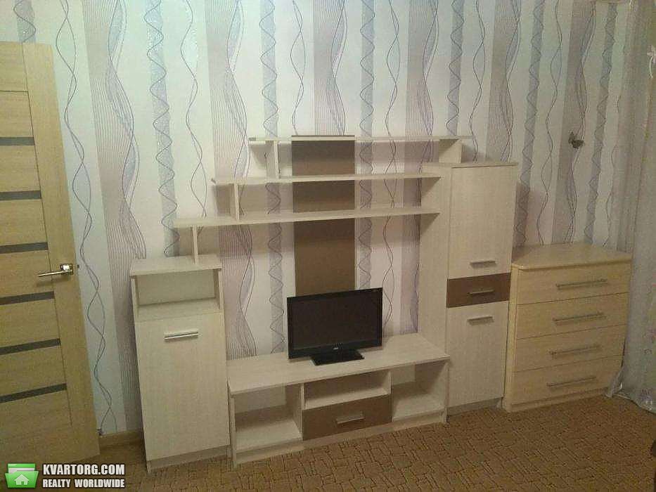 Rent out 1-room apartment. Киев,  Жмеринская — photo 10