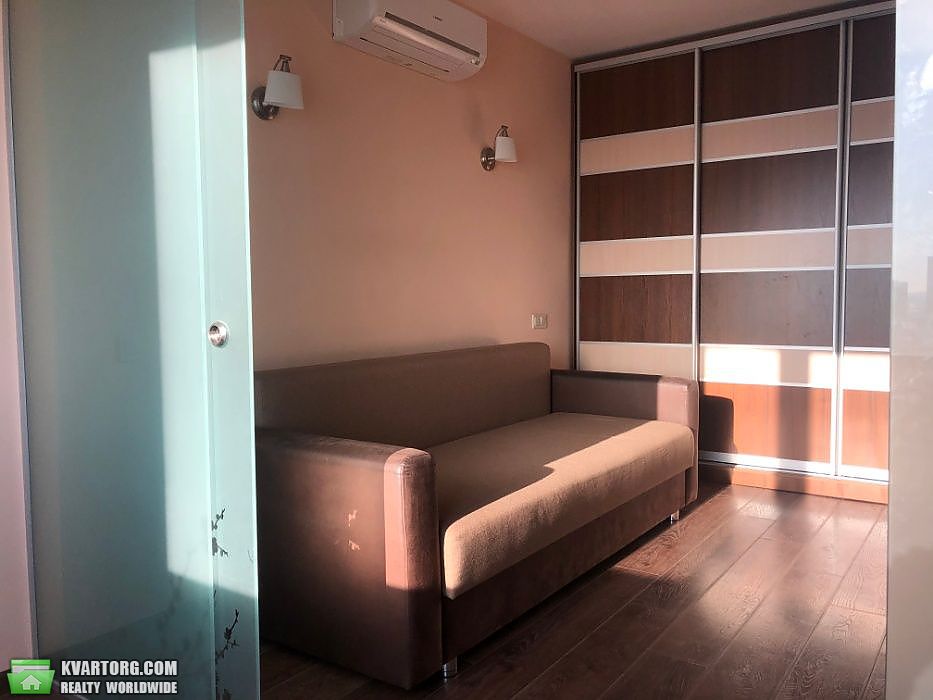 Rent out 1-room apartment. Киев,  Светлицкого — photo 4