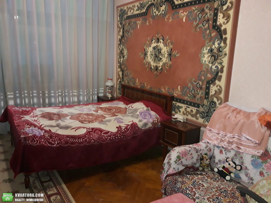 Rent out 3-room apartment. Киев,  Радужная — photo 4