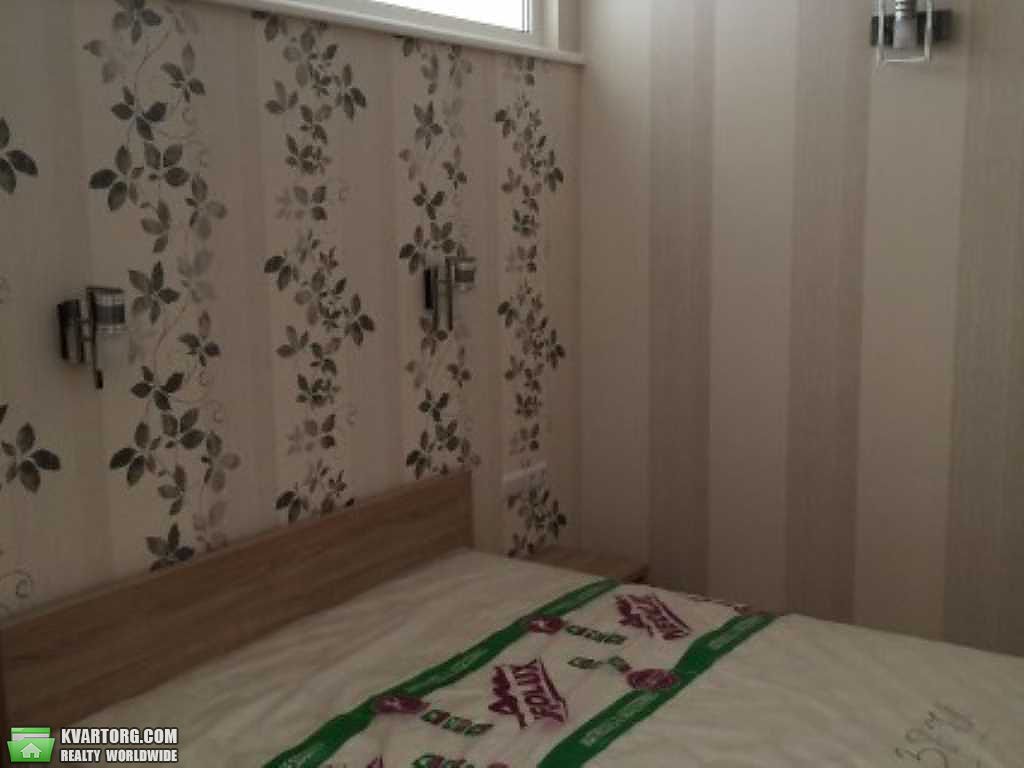 Rent out 3-room apartment. Киев, Эрнста — photo 4