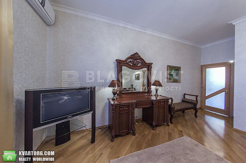 Rent out 2-room apartment. Киев, Коновальця — photo 5