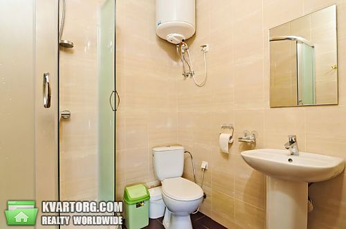 Rent out 2-room apartment. Киев, Белорусская — photo 1