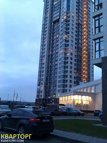 Sell 2-room apartment. Киев,  Драгомирова — photo 1