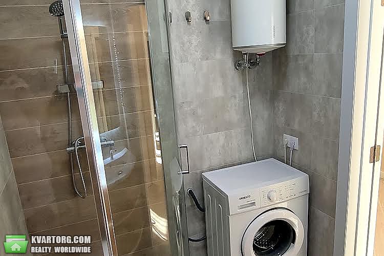 Rent out 1-room apartment. Киев,  Панельная — photo 10