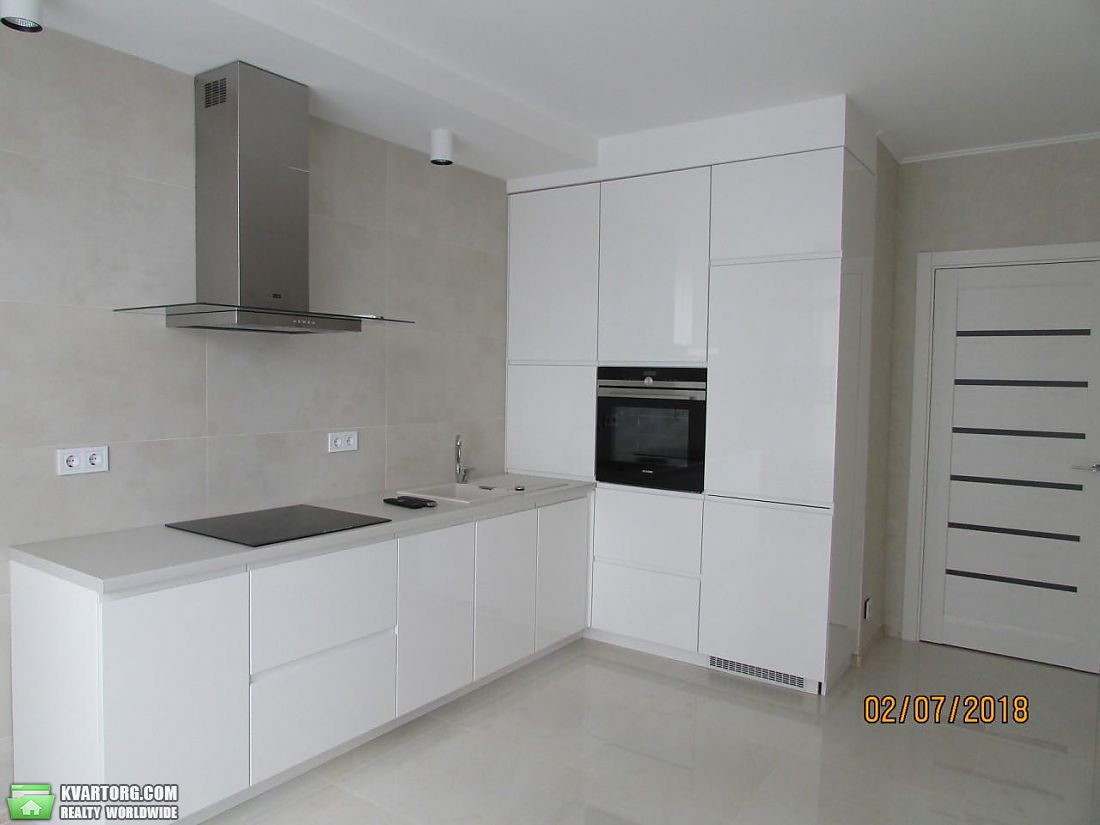 Rent out 2-room apartment. Киев,  Заречная — photo 2