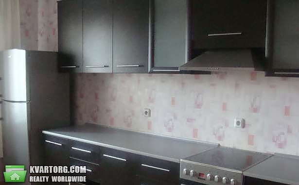 Sell 3-room apartment. Киев,  Урловская — photo 1