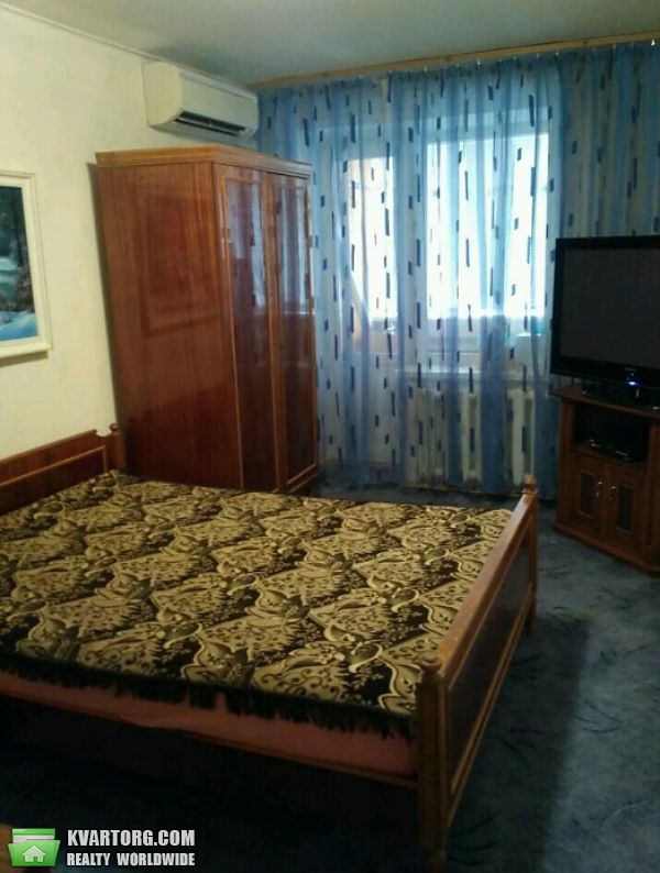 Sell 3-room apartment. Киев,  Приречная — photo 5