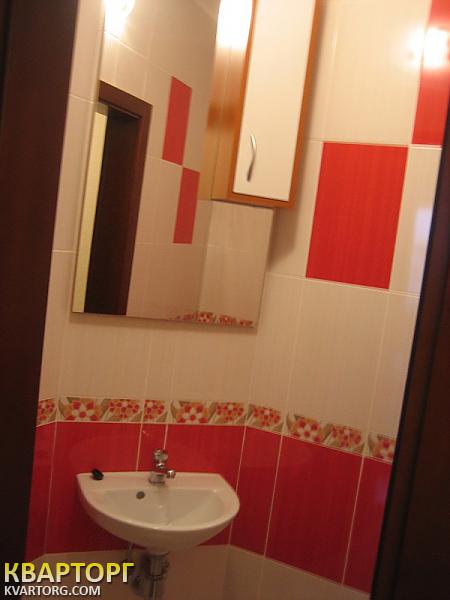 Rent out 2-room apartment. Киев,  Днепровская наб — photo 4