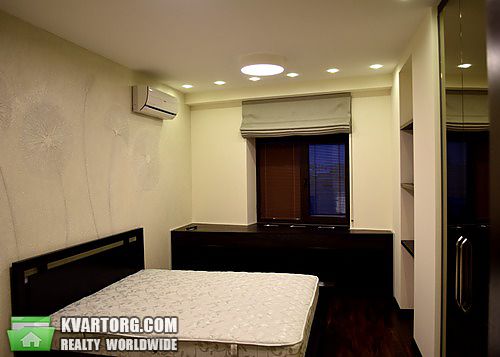 Rent out 2-room apartment. Киев,  Леси Украинки бул — photo 6