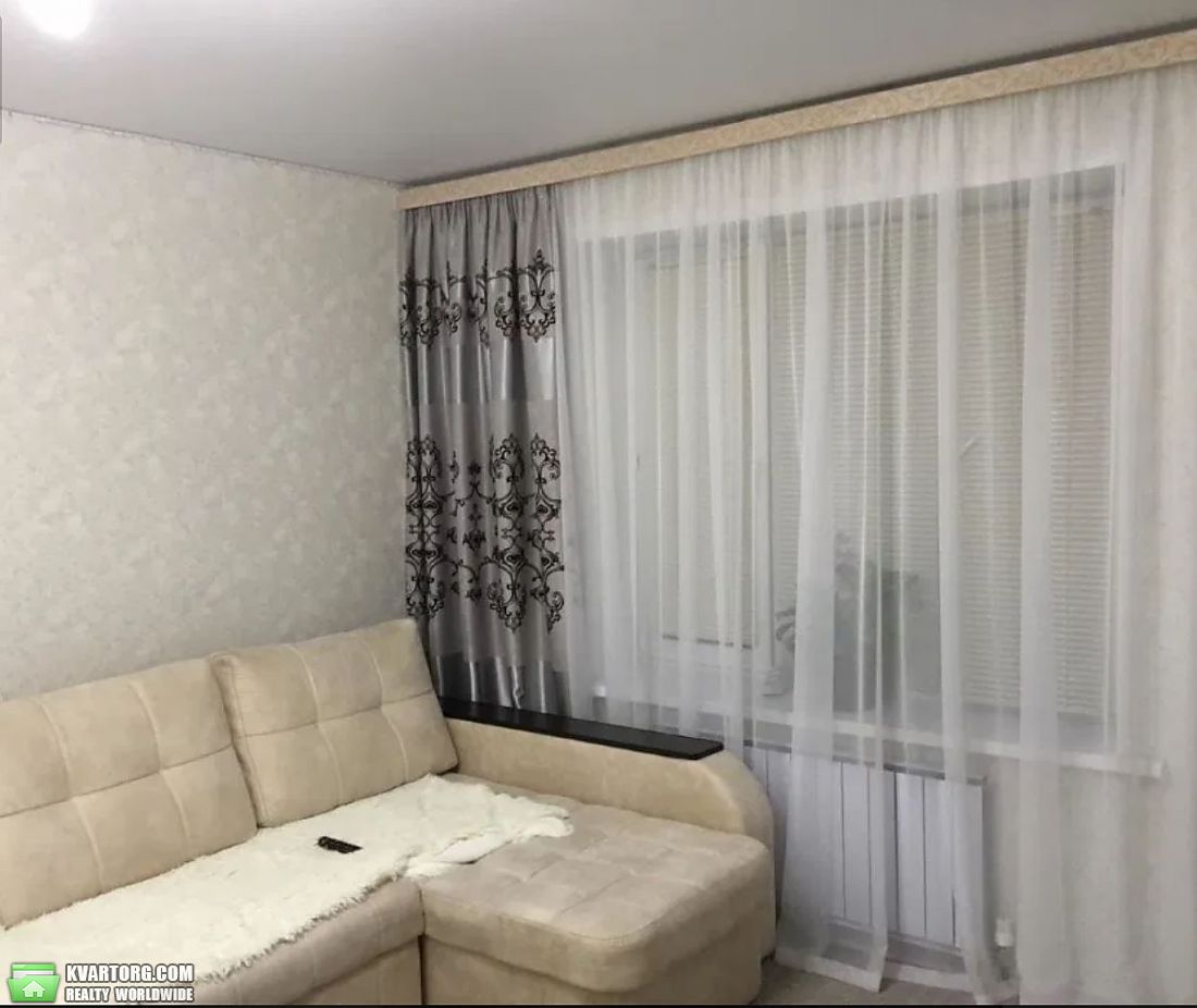Rent out 1-room apartment. Киев, Йорданская — photo 1