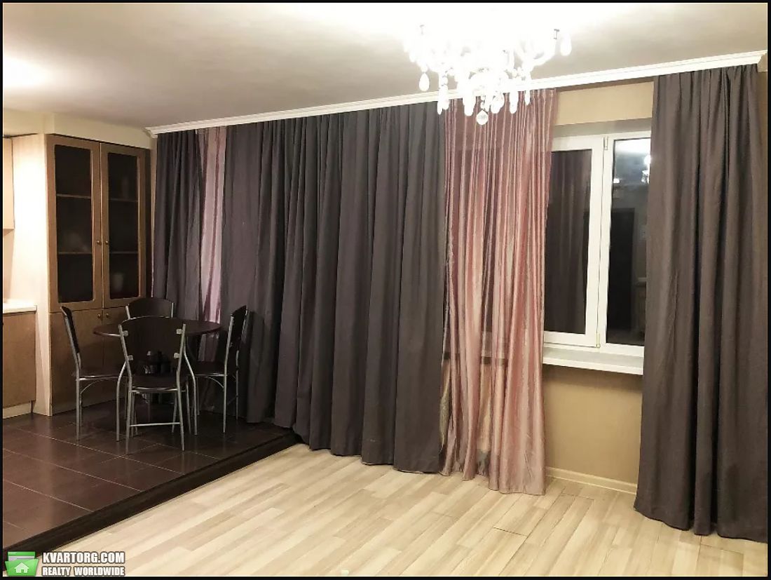 Rent out 3-room apartment. Киев, Левандовская — photo 2
