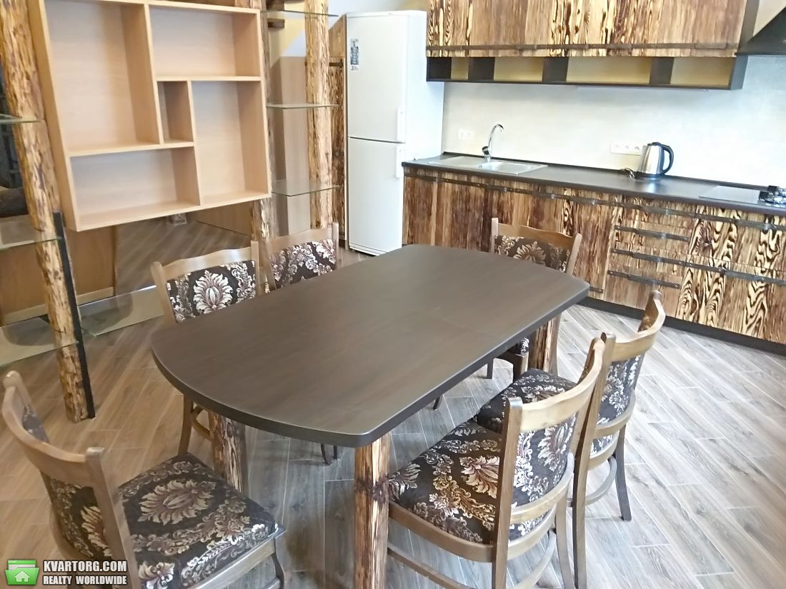 Rent out house. Киев,  Пражская — photo 1