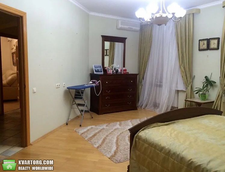 Sell 4-room apartment. Киев,  Васильковская — photo 2
