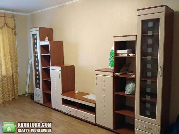 Rent out 3-room apartment. Киев, Софии Русовой — photo 2