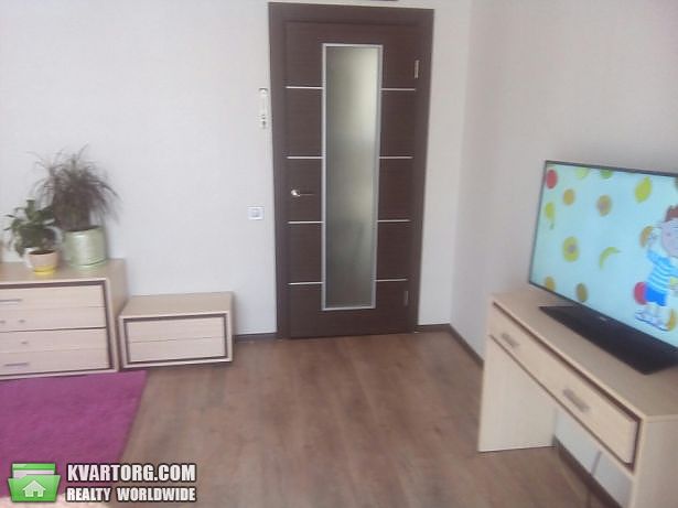 Rent out 1-room apartment. Киев,  Метрологическая — photo 4