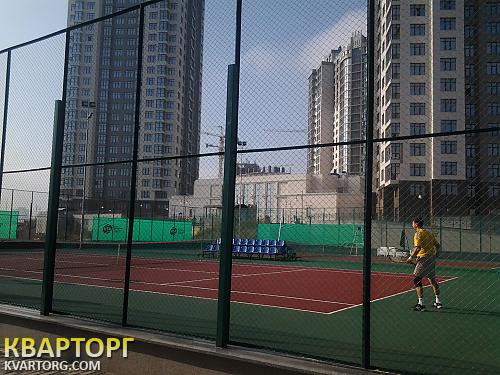 Sell 4-room apartment. Киев,  Драгомирова — photo 4