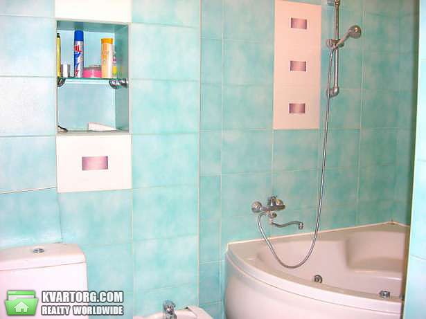 Rent out 3-room apartment. Киев,  Героев Сталинграда пр — photo 5