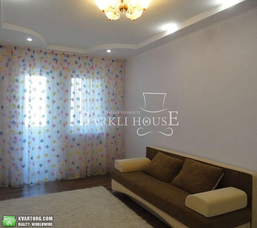 Rent out 3-room apartment. Киев, кириловская — photo 3