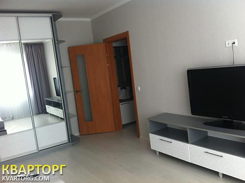 Rent out 1-room apartment. Киев,  Урловская — photo 2