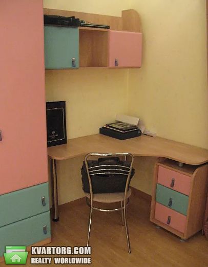 Rent out 3-room apartment. Киев,  Срибнокильская — photo 9