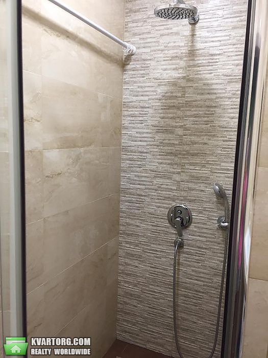 Rent out 2-room apartment. Киев,  Комбинатная — photo 8