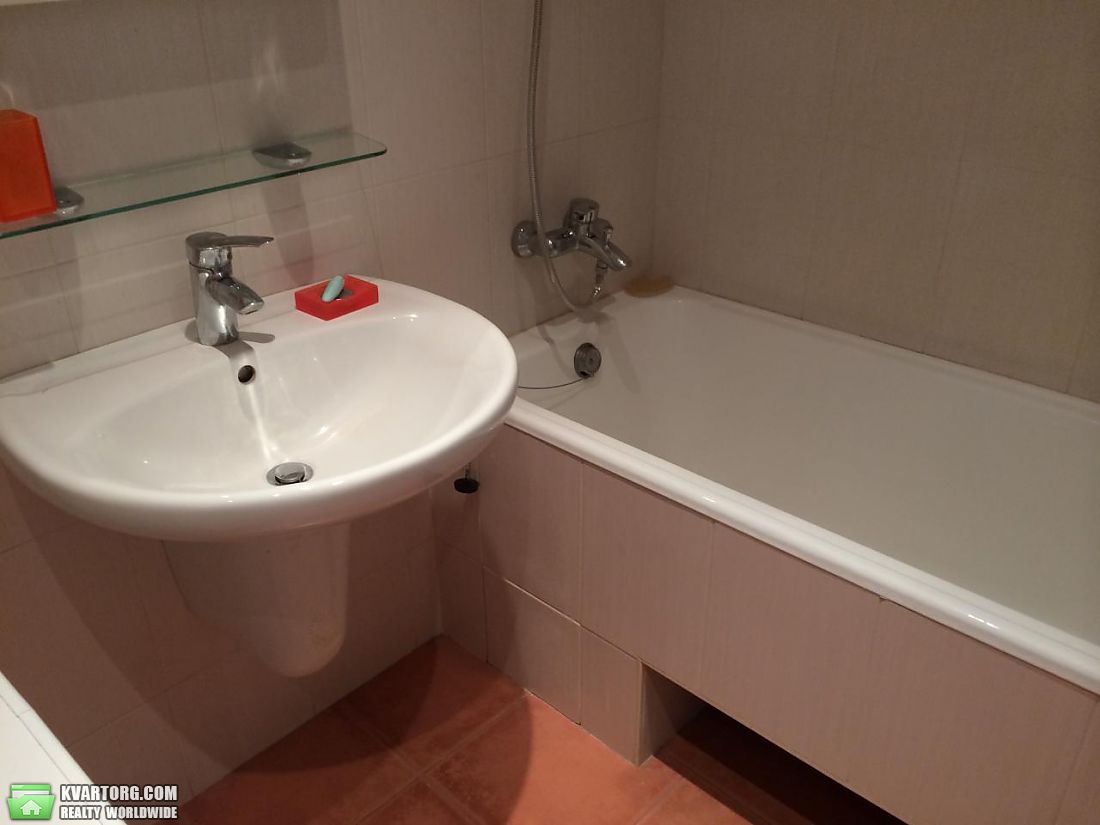 Rent out 1-room apartment. Киев,  Ярославский пер — photo 5