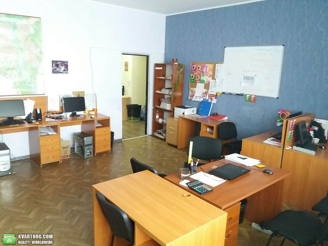 Rent out office. Киев, Ул. Коновальца — photo 1