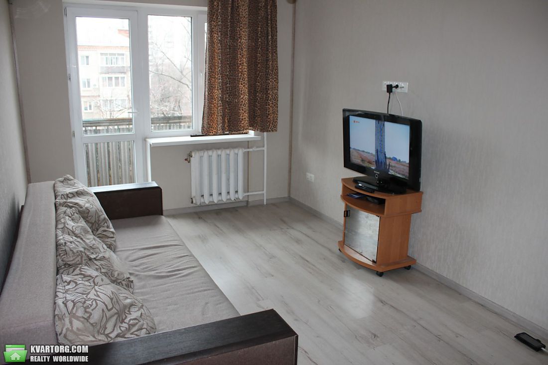 Rent out 1-room apartment. Днепропетровск, Рабочая — photo 2