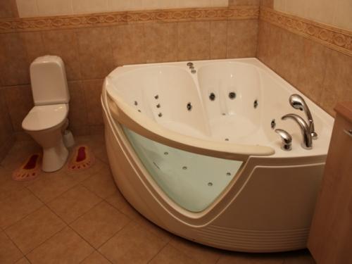 Sell house. Одесса, Компасный пер. — photo 6