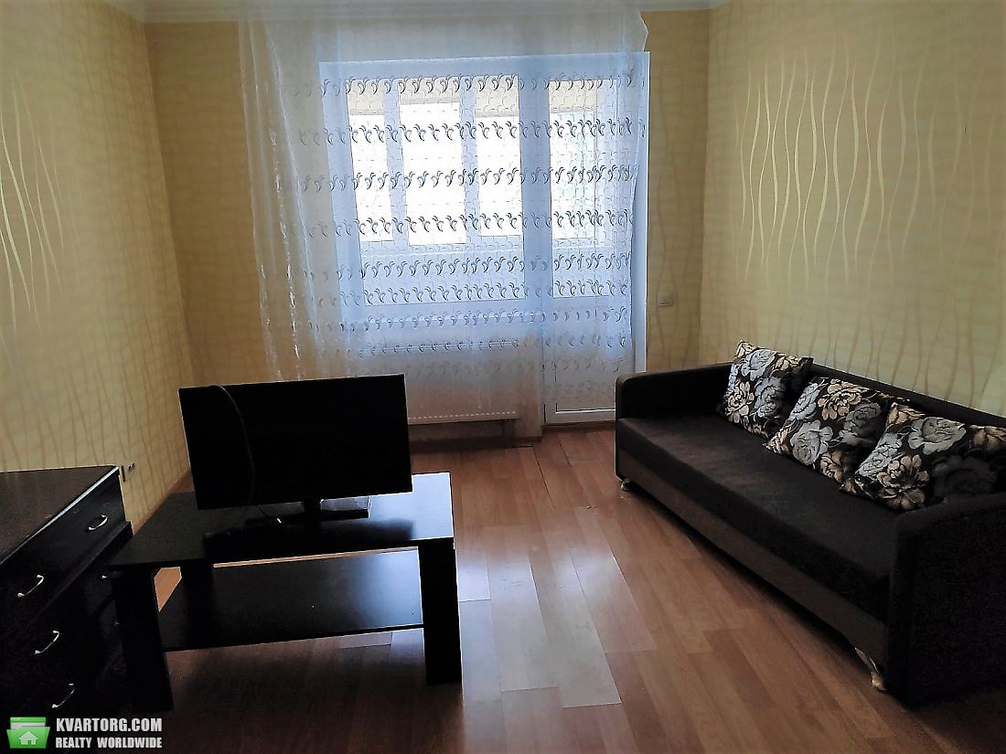 Rent out 1-room apartment. Киев,  Драгоманова — photo 1