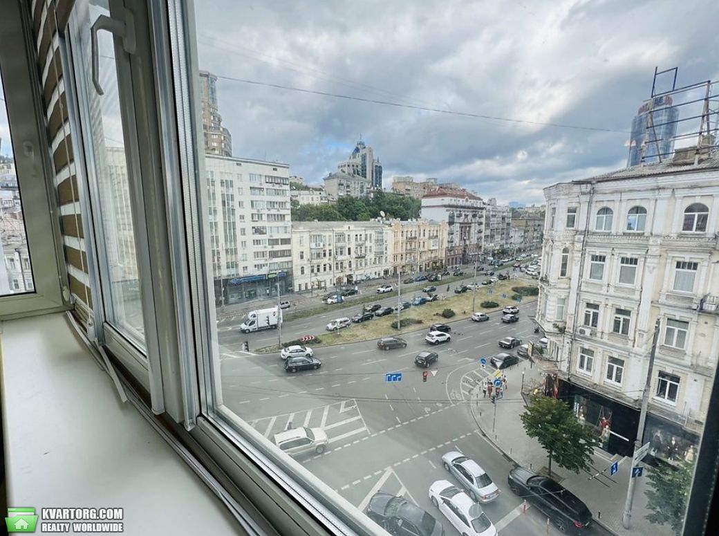 Rent out 2-room apartment. Киев, бассейная — photo 2