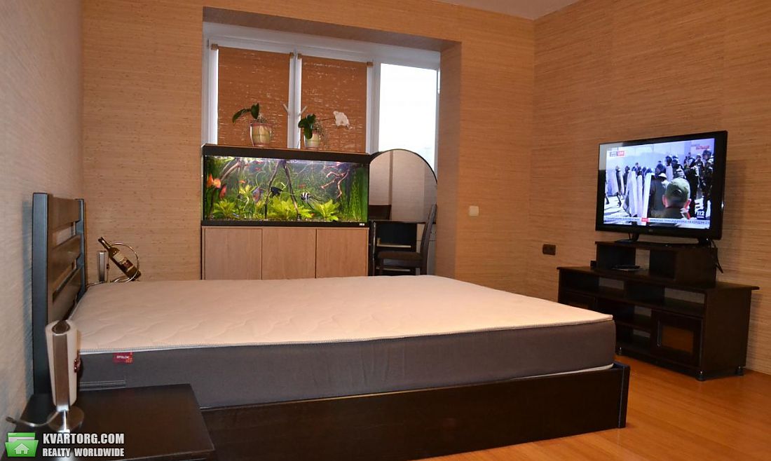 Sell 2-room apartment. Киев,  Руденко — photo 2