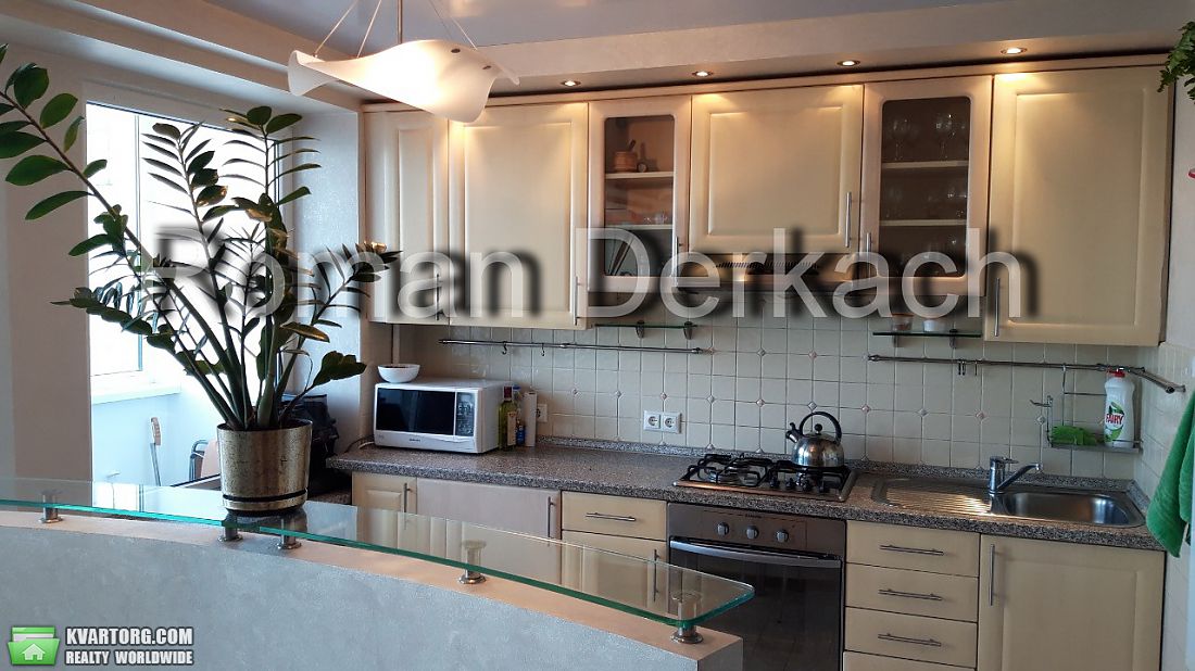 Rent out 4-room apartment. Киев,  Пимоненко — photo 5
