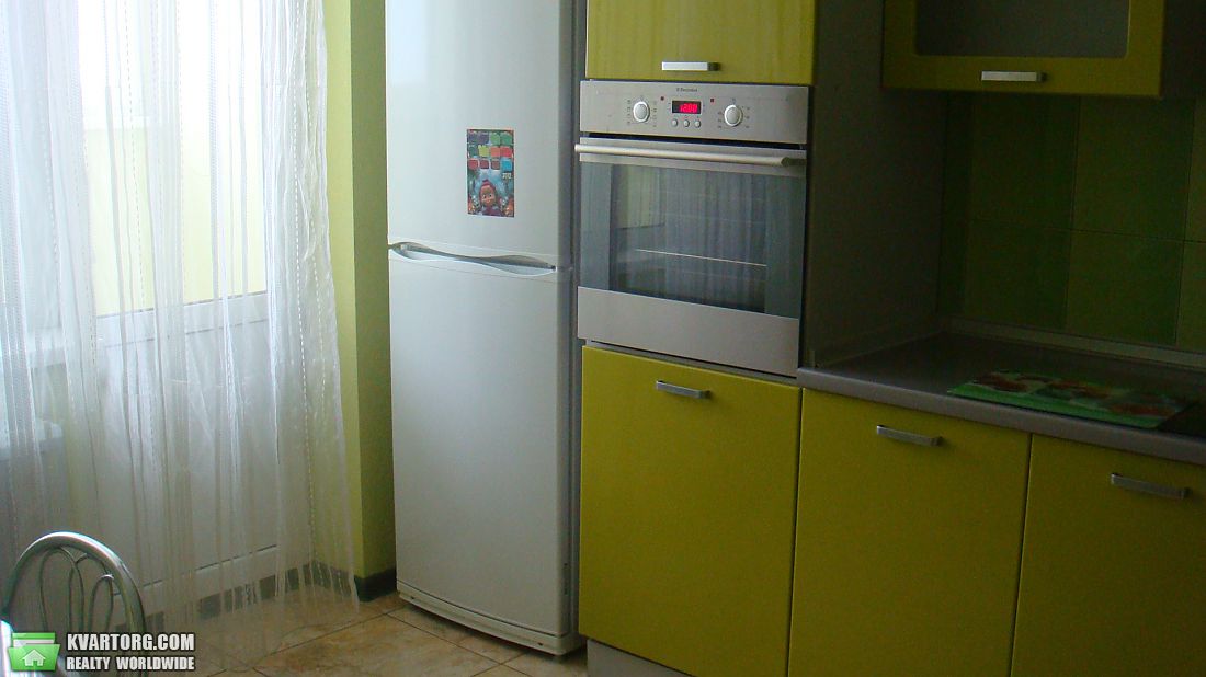 Rent out 2-room apartment. Киев,  Пчелки — photo 5