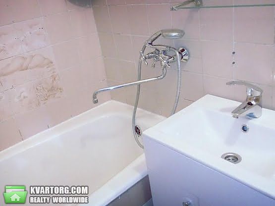 Rent out 2-room apartment. Киев, Героев Днепра ул. — photo 8