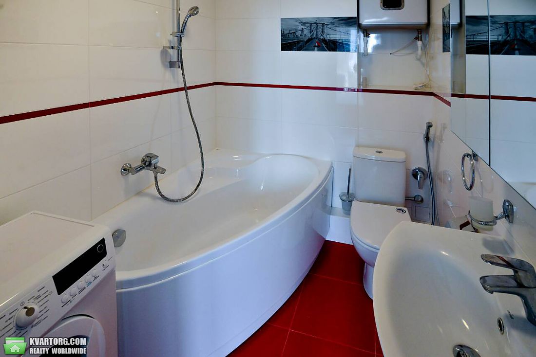 Rent out 3-room apartment. Киев,  Мельникова — photo 7
