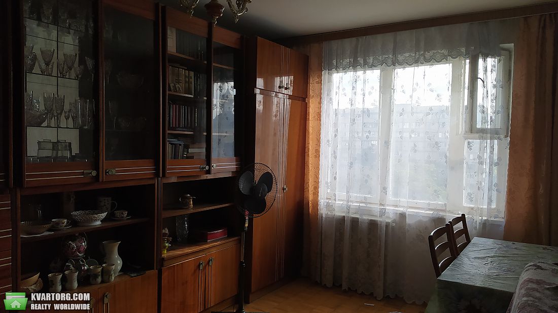 Rent out 2-room apartment. Киев,  Симиренко — photo 5
